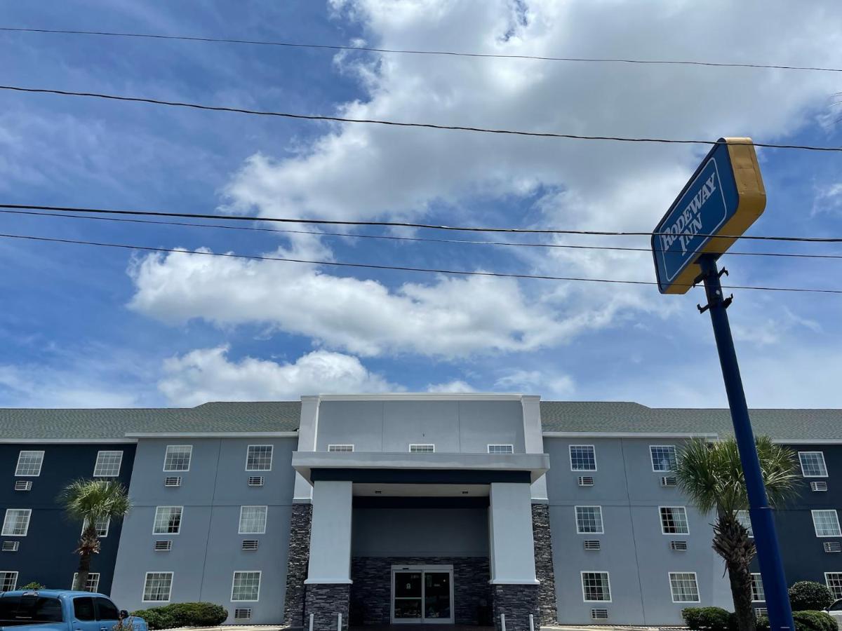 Comfort Inn Pensacola Near Nas Corry Station Beach Haven Exterior foto