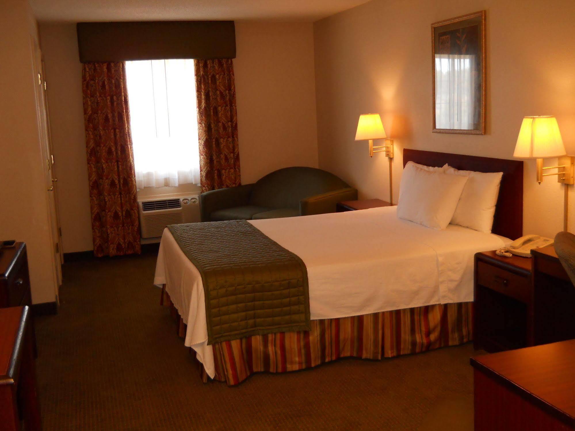 Comfort Inn Pensacola Near Nas Corry Station Beach Haven Exterior foto